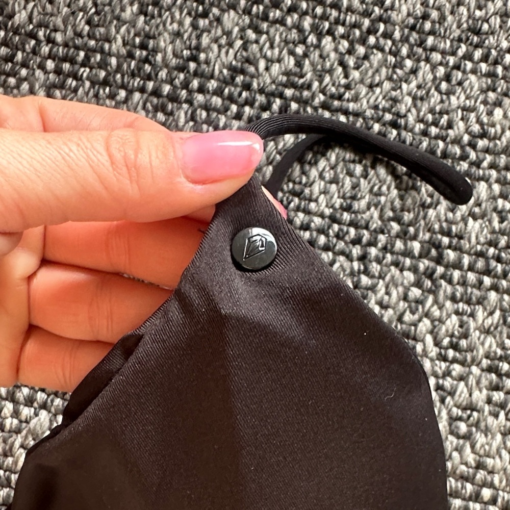 Women's volcom Black Triangle Bikini Top - Picture 2 of 3